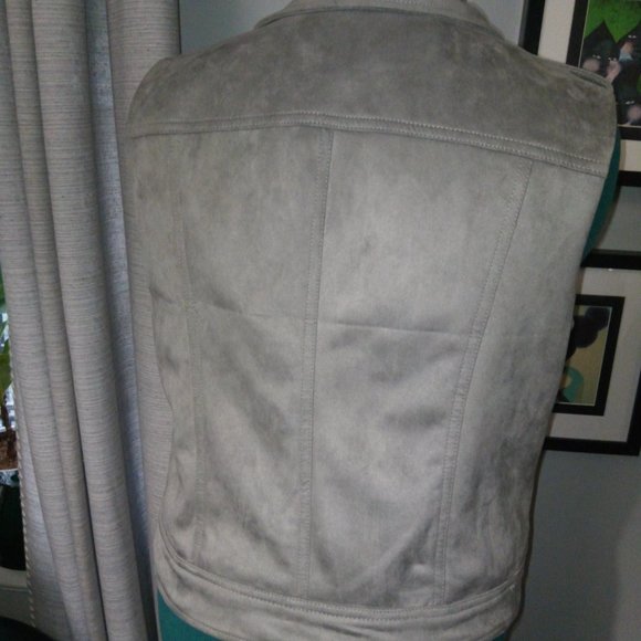 Philosophy Gray Faux Suede Moto Vest Sz L NWT - Picture 8 of 16